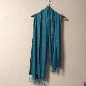 NWOT Teal scarf